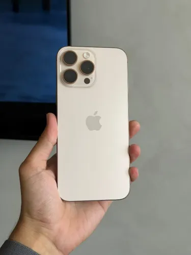 iPhone 16 pro max 256gb seminovo impecável