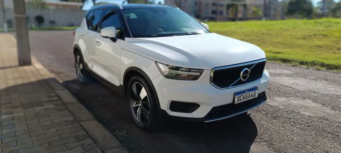 Volvo XC40 T-5 Momentum 2.0 252cv AWD 2018