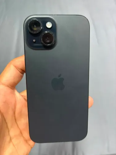 iPhone 15 128GB