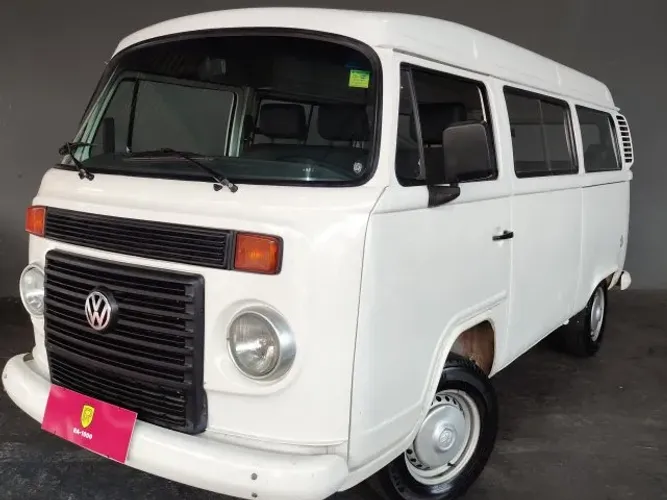 Volkswagen Kombi Lotação 1.4 MI Total Flex 8V 2010