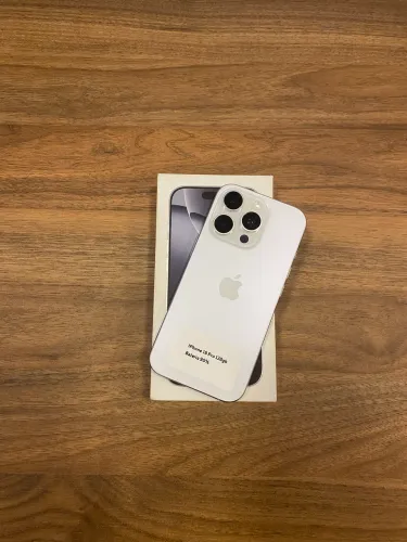 iPhone 16 Pro 128GB Bateria 90%