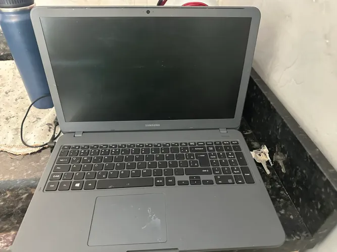 Samsung NP350XAA-KD3BR