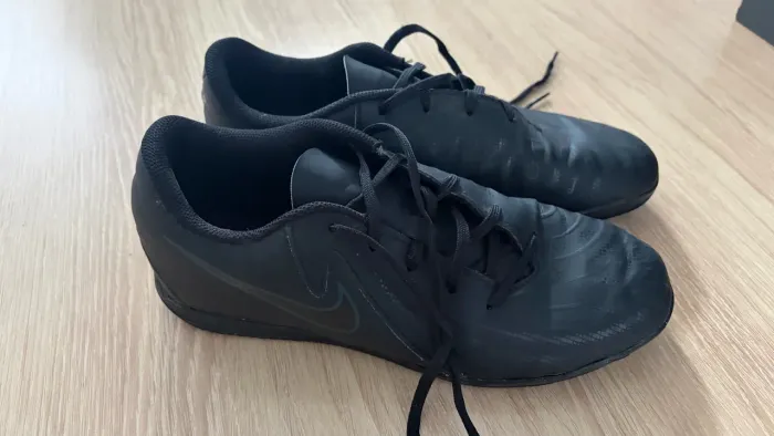 Chuteira Nike Phantom GXII Club Futsal / infantil 38