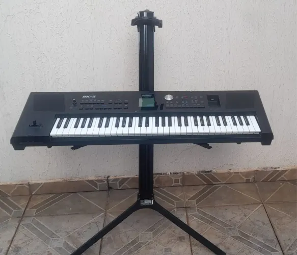 Teclado Roland BK5 
