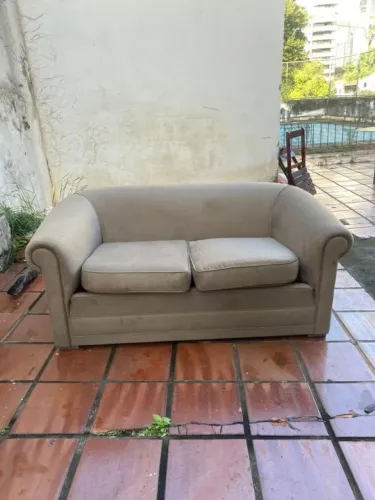 Sofá 2 Lugares - Estilo Curvo / Retrô - 1,60m