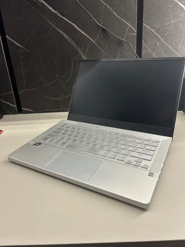 Asus ROG Zephyrus G14 Ryzen 7 RTX 3060