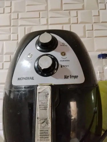 Air fryer Mundial top