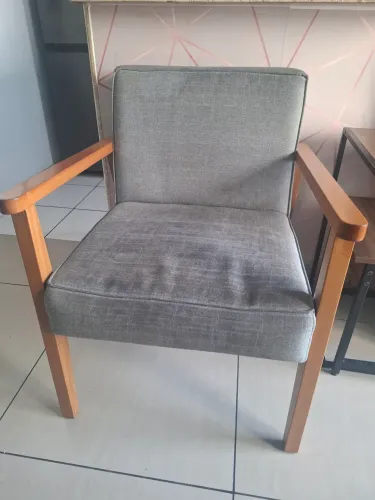 Poltrona para sala de estar.