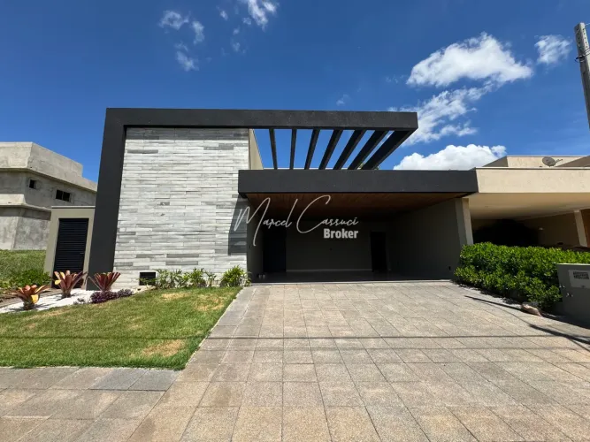 Condomínio TerraVista Residencial Club - Belíssima casa à venda com 3 suítes, sendo 1 suít