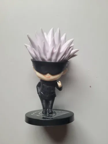 Satoru gojo figure