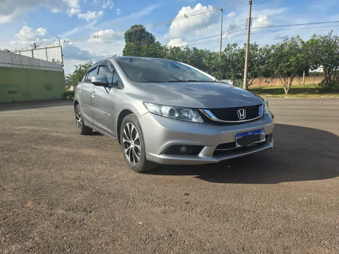 Honda Civic Sedan LXR 2.0 Flexone 16V Aut. 4P 2016