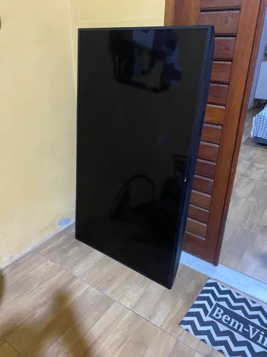 Vendo Tv 65 para retirada de peças