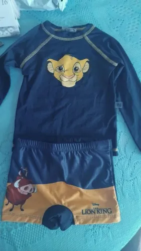 Vendo roupa de banho infantil