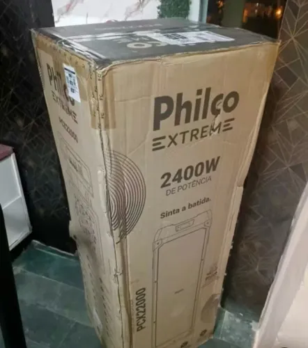 Caixa de som PHILCO 2400w na caixa