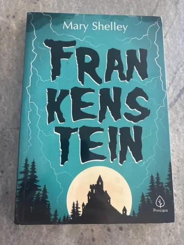 Livro Novo Frankenstein 