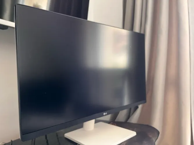 Monitor LG 27 polegadas 27US500 - W