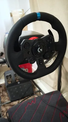 Logitech G923