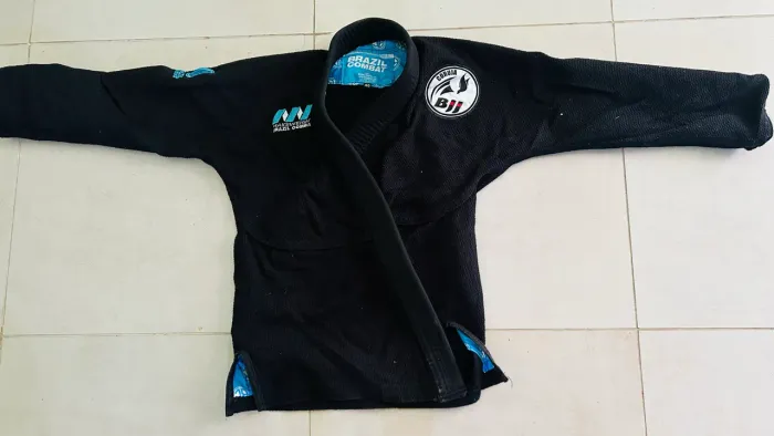 Kimono - A0 - Brazil Combat Semi Novo