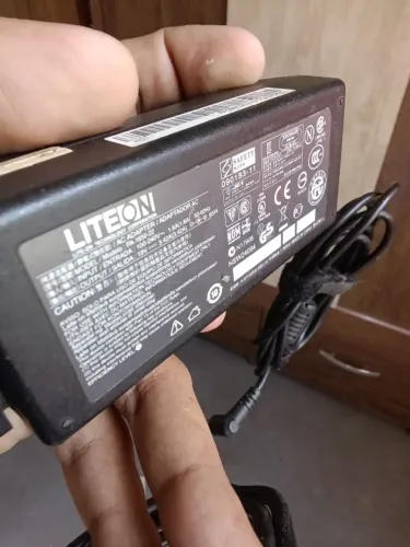 Fonte Carregador 65w Bivolt 19v 3.42a LiteOn