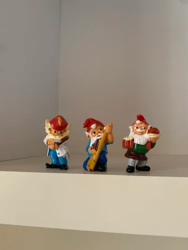Kinder ovo gnomos