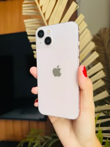 iPhone 13 Excelente estado