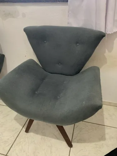DUAS Poltronas Decorativas Modernas Cinza Escuro - Ótimo Estado