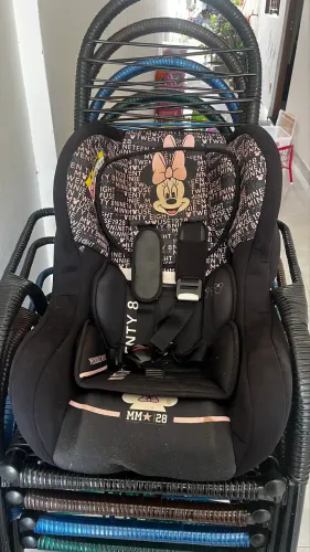Cadeirinha infantil para carro