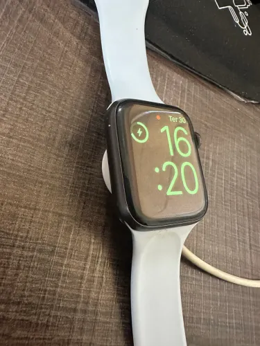 APPLE WATCH SE 1º GERAÇÃO  44mm