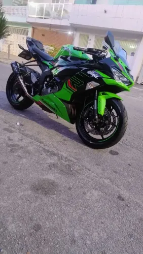 Kawasaki zx6r tudo em dia, abaixo da tabela Fipe