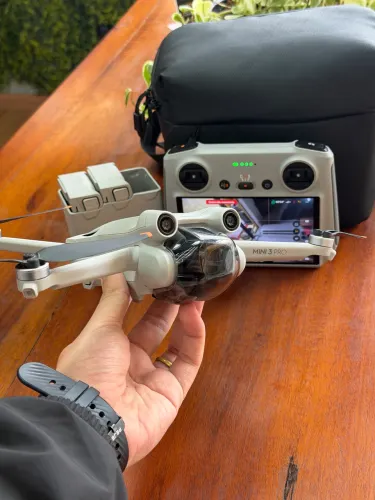 DJI MINI 3 PRO COMBO CONTROLE COM TELA