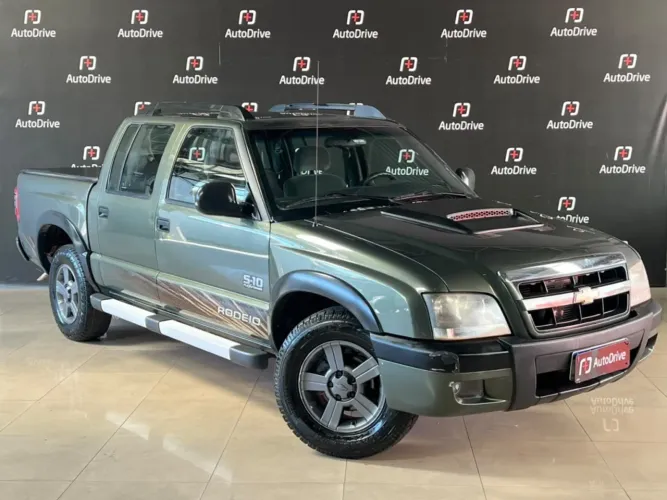 Chevrolet S10 Pick-up 2.4 MPFI 8V 128cv/ Rodeio 2011