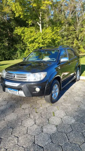 Toyota Hilux SW4 SRV D4-d 4X4 3.0 TDI Dies. AUT 2010
