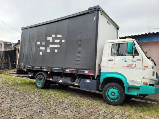 Caminhao 8.140 1998 volks guincho plataforma