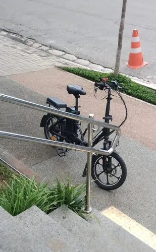 VENDE- SE BIKE ELÉTRICA WINDHORSE - DOBRÁVEL