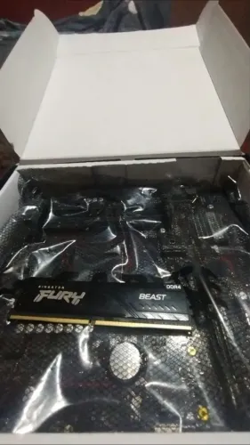 Placa mãe vendendo tô querendo 1.300