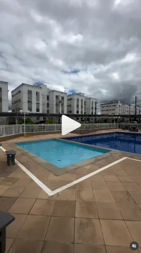 Apartamento Térreo de 2/4 (Dois Quartos) em Condomínio Completo
