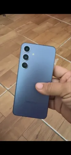 Samsung s24