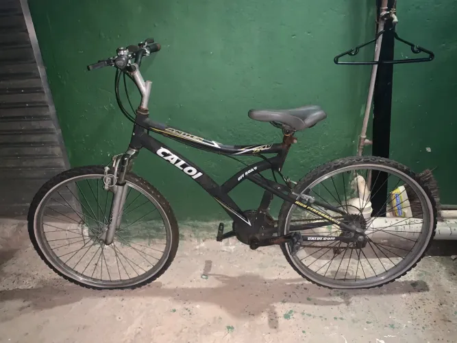 Vendo bicicleta para reforma ,R$250, brinde kit remendo + bomba ,bairro taquaril BH