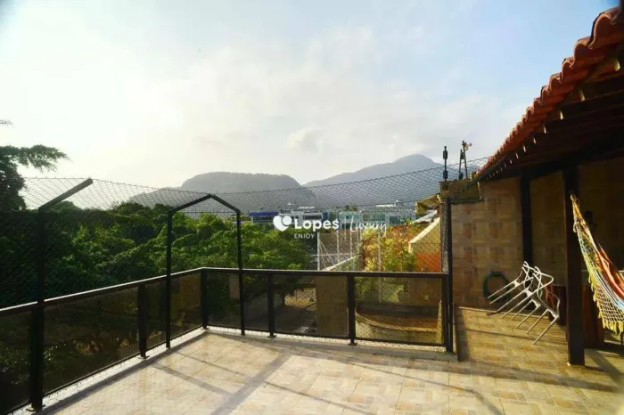 Cobertura com 3 quartos à venda, 161 m² por R$ 2.025.000 - Jardim Oceânico - Rio de Janeir