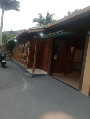 *Casa para alugar*