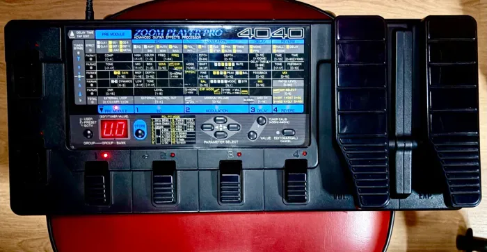 Pedaleira Zoom Player pro 4040 Conservadissima