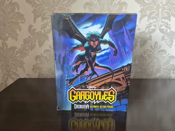 Figura Gargoyles Demona Ultimate Action Figure. Neca. Disney