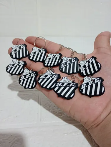 Kit com 10 chaveiros emborrachados do Santos FC