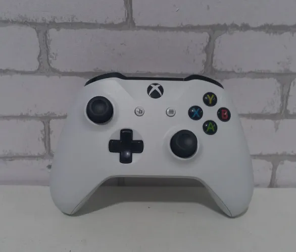 Controle XBox One S Seminovo