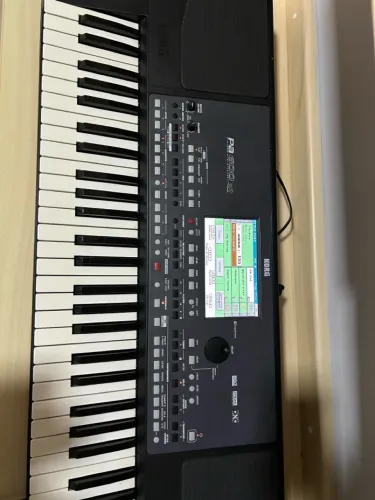 Vendo teclado KORG PA600 BR