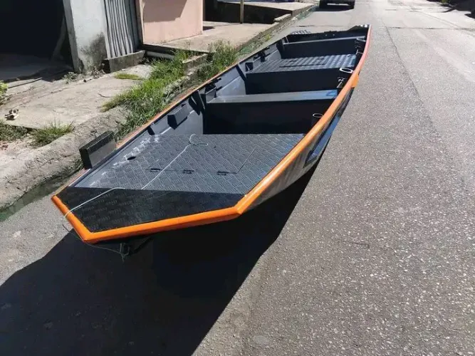 Canoa de Alumínio Semi Chata, 5,50x1,35x0,45/ Fabricamos nesse Modelo 