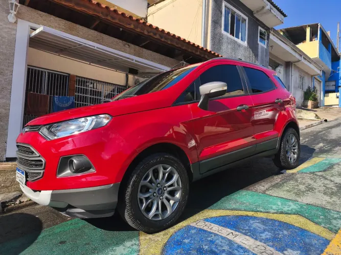 Ford Ecosport Freestyle 1.6 16V Flex 5P 2013