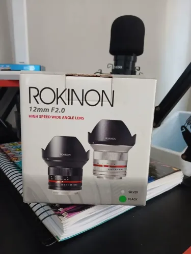 Lente Rokinon 12mm F/2.0 Para Sony E-mount (estado De Nova)
