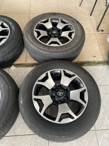 Rodas 18 original Hilux