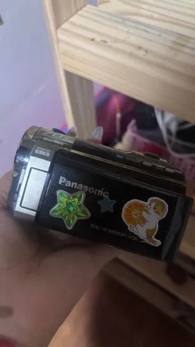 Filmadora Handcam digital Panasonic SDR-T51